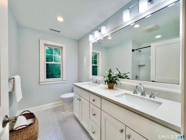 42 Old Highway, Wilton, CT 06897