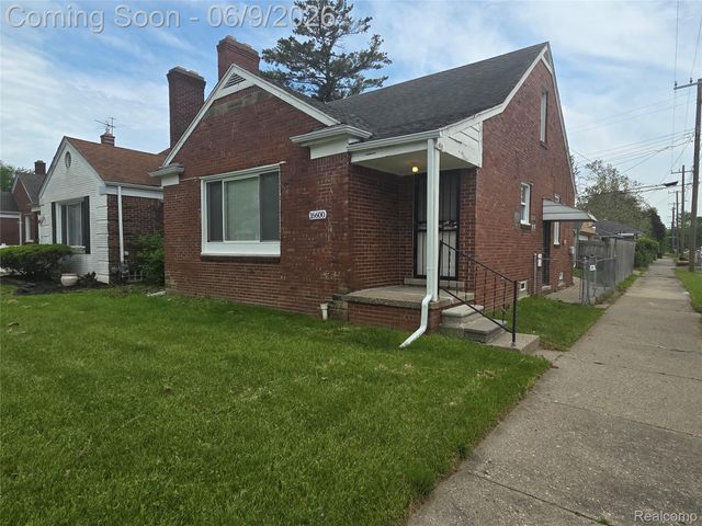 16600 Carlisle Street, Detroit, MI 48205