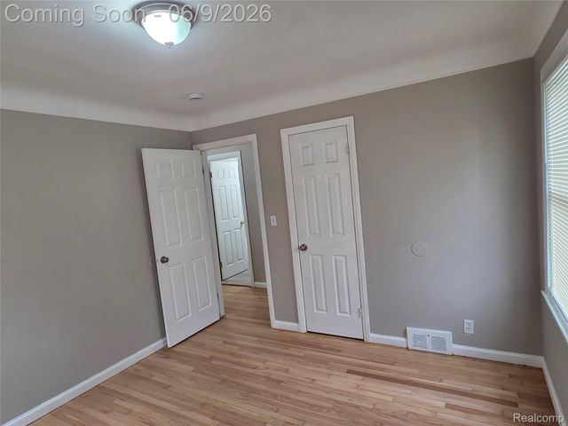 16600 Carlisle Street, Detroit, MI 48205