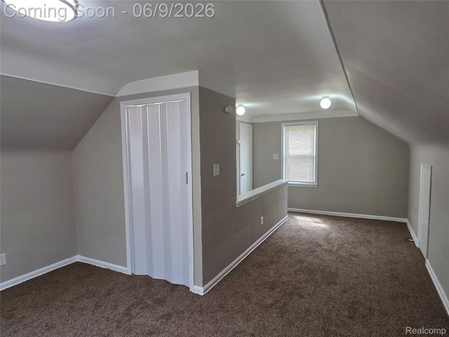 16600 Carlisle Street, Detroit, MI 48205