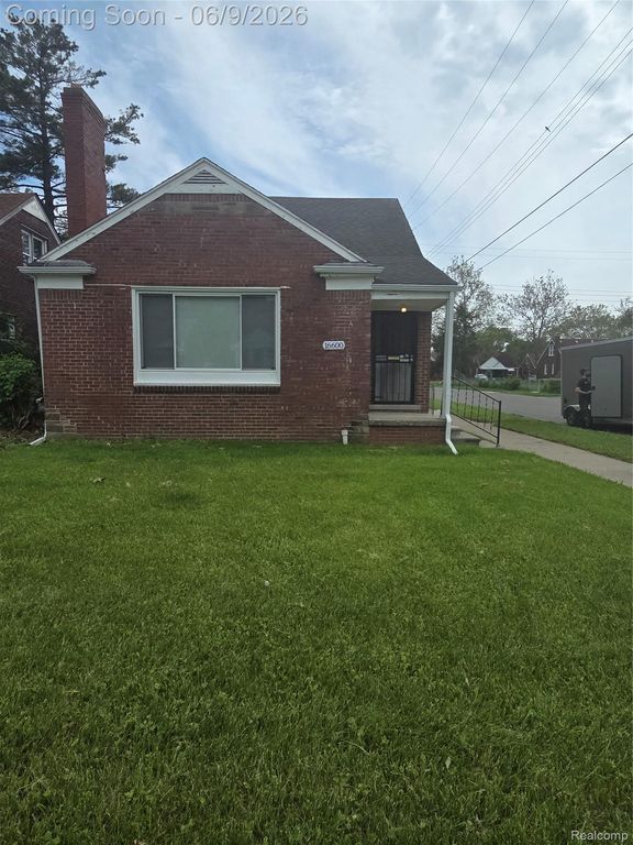 16600 Carlisle Street, Detroit, MI 48205