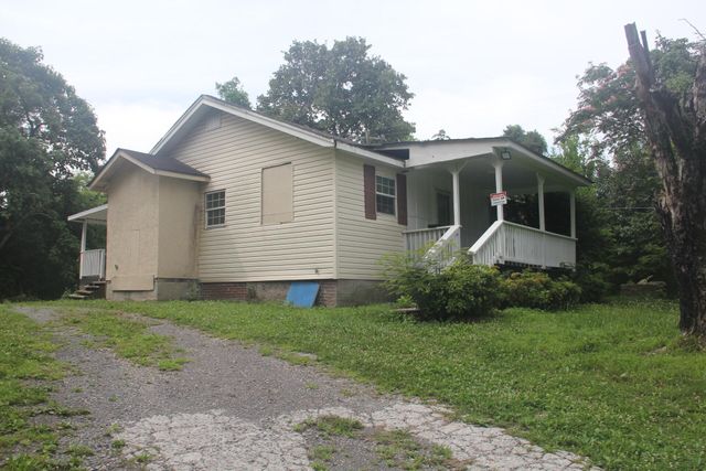 430 Hogan Road, Rossville, GA 30741