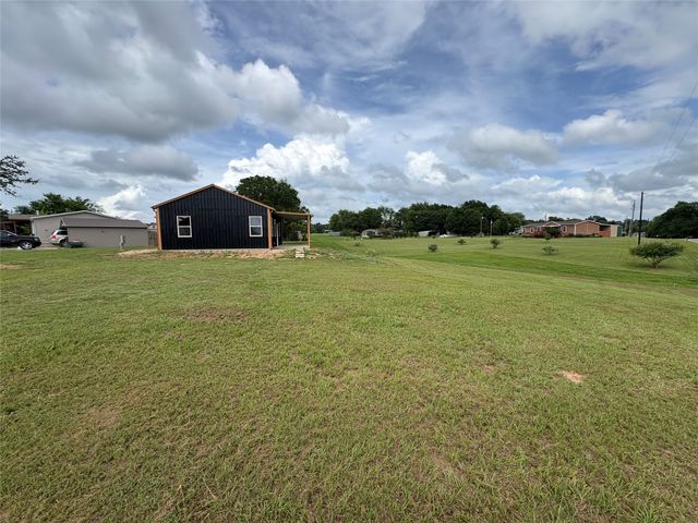 112 Navajo, Quitman, TX 75783