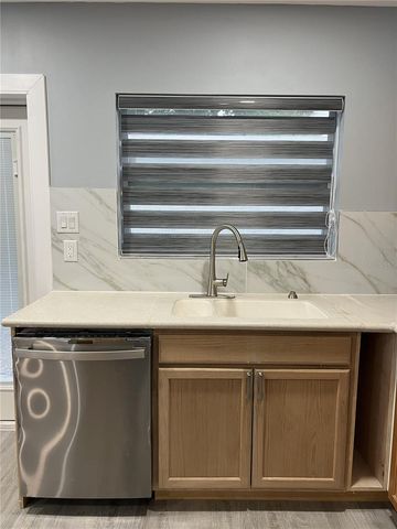 1744 8TH STREET, Sarasota, FL 34236