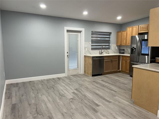 1744 8TH STREET, Sarasota, FL 34236