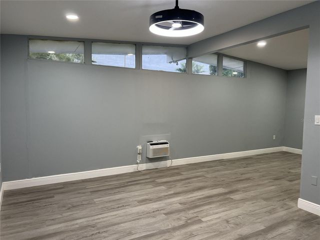 1744 8TH STREET, Sarasota, FL 34236