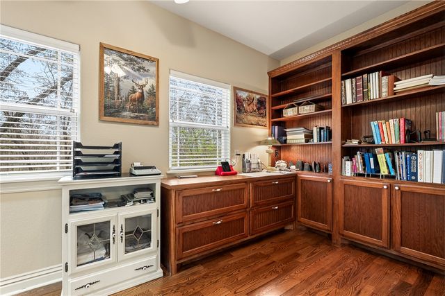 8 Osborne Drive, Bella Vista, AR 72715