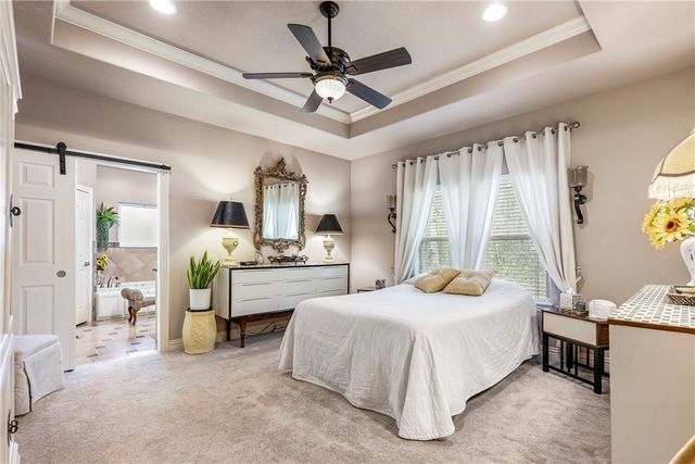 8 Osborne Drive, Bella Vista, AR 72715