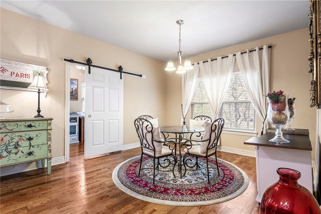 8 Osborne Drive, Bella Vista, AR 72715