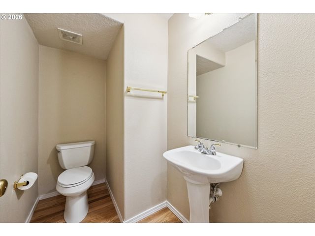 16901 Nw DESERT CANYON Dr, Beaverton, OR 97006
