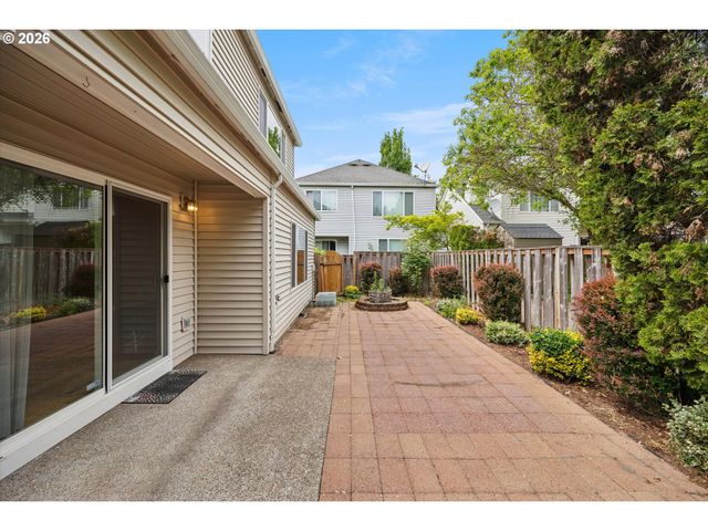16901 Nw DESERT CANYON Dr, Beaverton, OR 97006