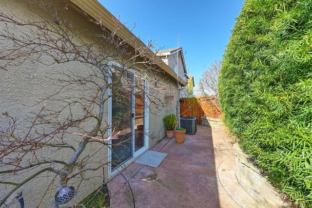 1608 Blue Squirrel Street, Roseville, CA 95747