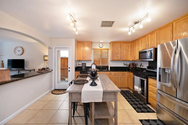 1608 Blue Squirrel Street, Roseville, CA 95747