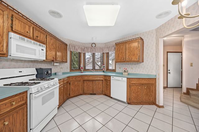 17935 Lennan Brook Lane, Orland Park, IL 60467