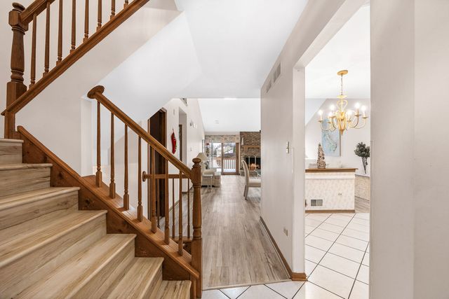 17935 Lennan Brook Lane, Orland Park, IL 60467