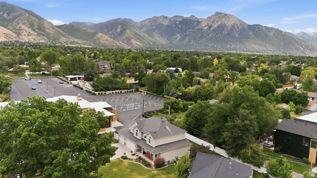 2208 E FISHER LN, Millcreek, UT 84109