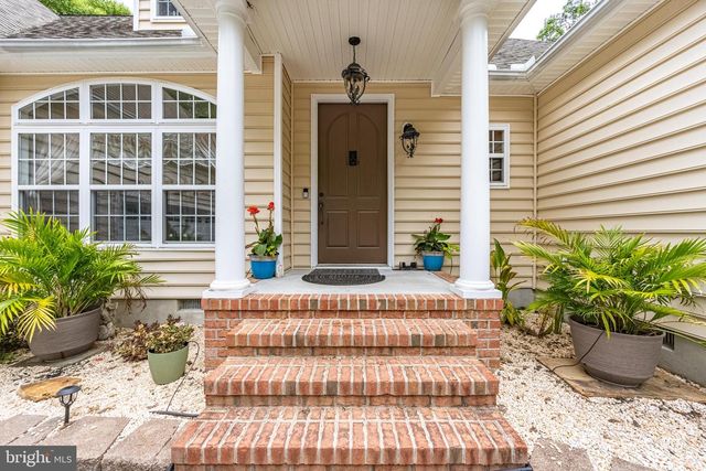 12089 SAINT MARTINS NECK RD, Bishopville, MD 21813