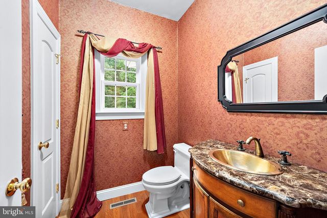 12089 SAINT MARTINS NECK RD, Bishopville, MD 21813