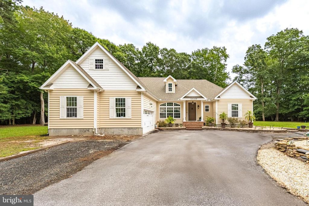 12089 SAINT MARTINS NECK RD, Bishopville, MD 21813