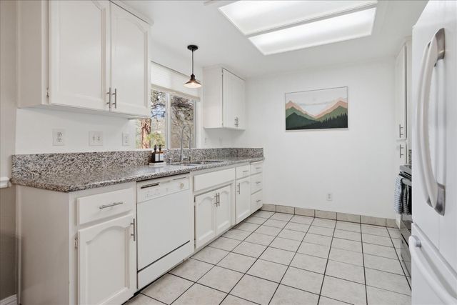 50047 Hangtree Lane, Oakhurst, CA 93644