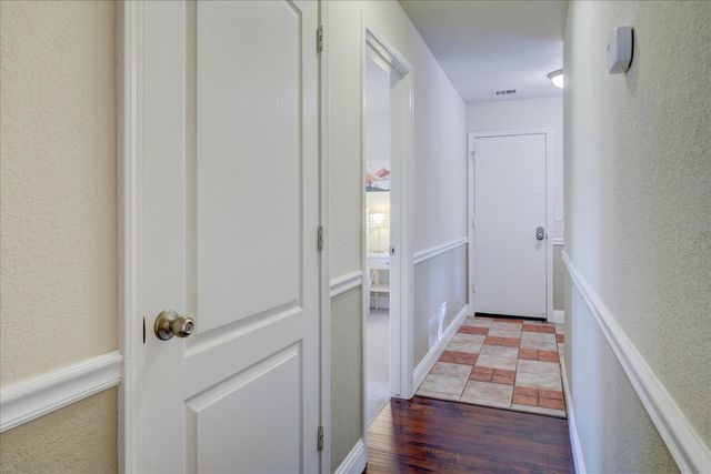50047 Hangtree Lane, Oakhurst, CA 93644