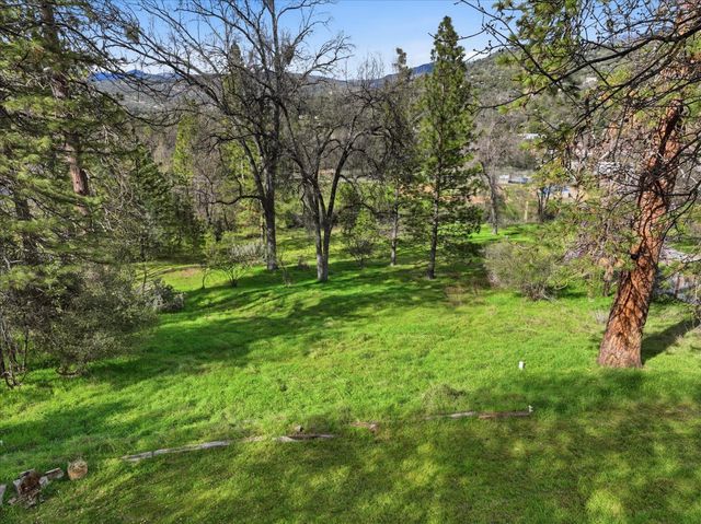 50047 Hangtree Lane, Oakhurst, CA 93644