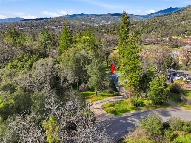 50047 Hangtree Lane, Oakhurst, CA 93644