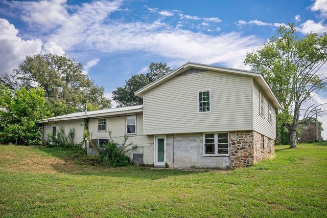 87 Camp Overton Rd, Rock Island, TN 38581
