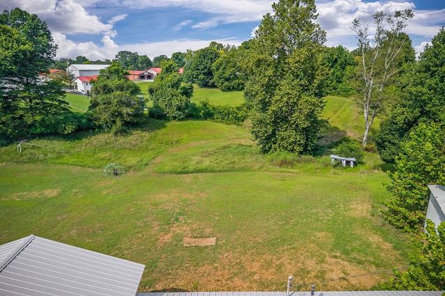 87 Camp Overton Rd, Rock Island, TN 38581