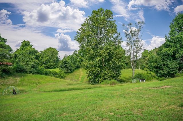 87 Camp Overton Rd, Rock Island, TN 38581