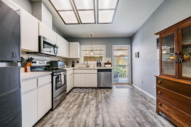 103 KATHLEEN COURT, Tarpon Springs, FL 34689