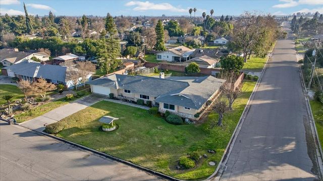 6259 E Liberty Avenue, Fresno, CA 93727