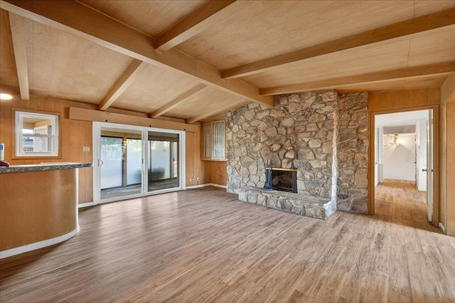 6259 E Liberty Avenue, Fresno, CA 93727