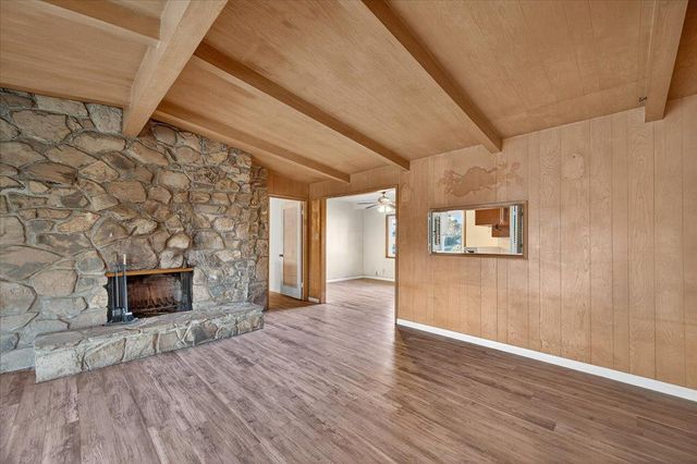 6259 E Liberty Avenue, Fresno, CA 93727