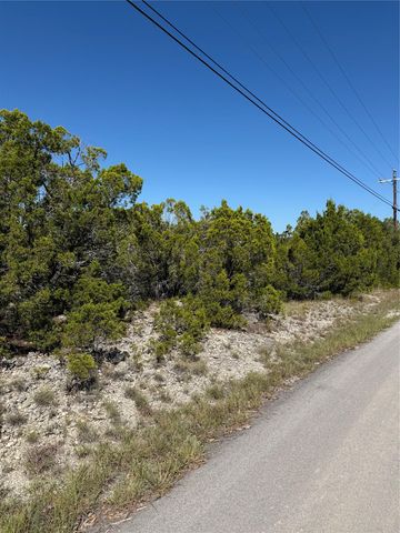 8100 Chestnut CV, Lago Vista, TX 78645