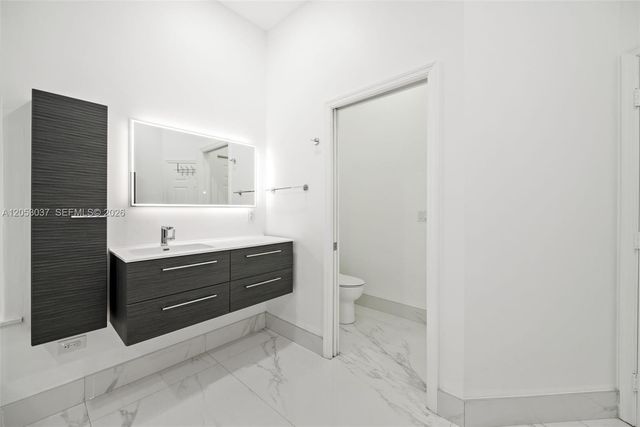 2497 Bay Isle Drive, Weston, FL 33327
