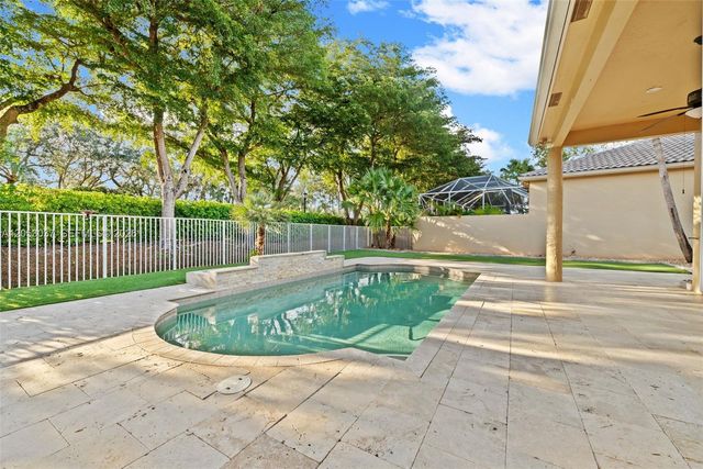 2497 Bay Isle Drive, Weston, FL 33327