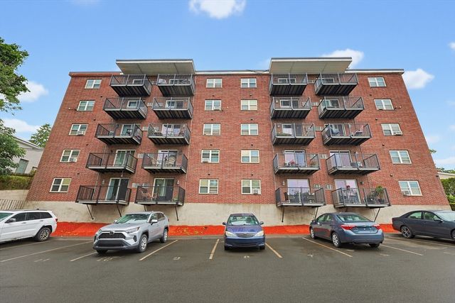 70 Warren 1-4, Chelsea, MA 02150