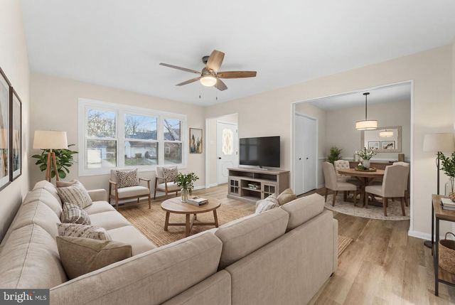 819 OLD HARMONY RD, Newark, DE 19711