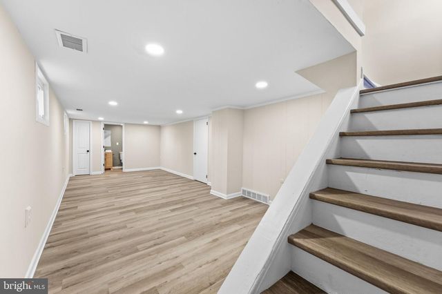 819 OLD HARMONY RD, Newark, DE 19711