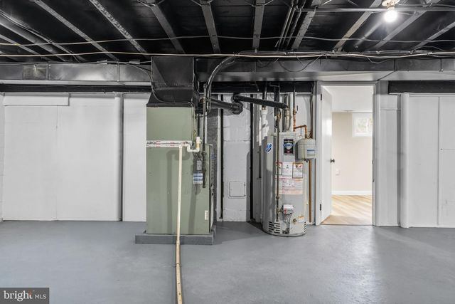 819 OLD HARMONY RD, Newark, DE 19711