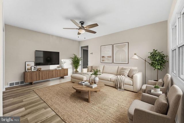 819 OLD HARMONY RD, Newark, DE 19711