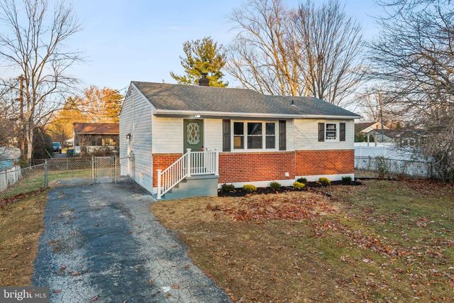 819 OLD HARMONY RD, Newark, DE 19711