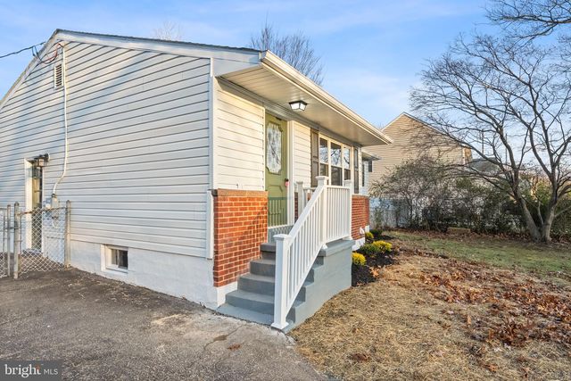819 OLD HARMONY RD, Newark, DE 19711