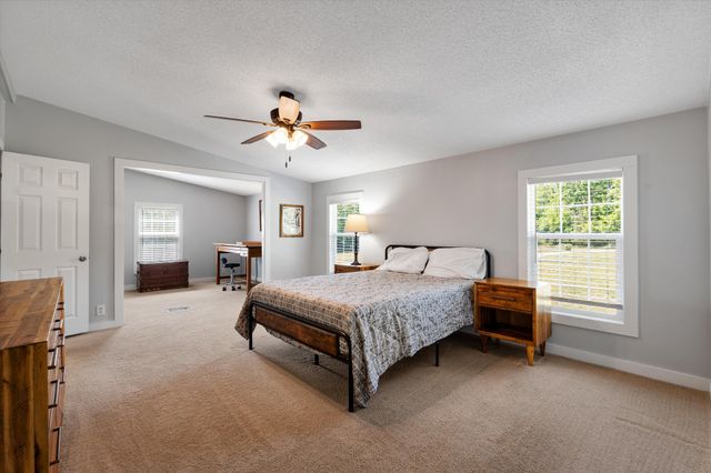 8011 Palmore Hollow Ln, Nolensville, TN 37135