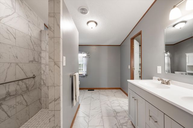 8011 Palmore Hollow Ln, Nolensville, TN 37135