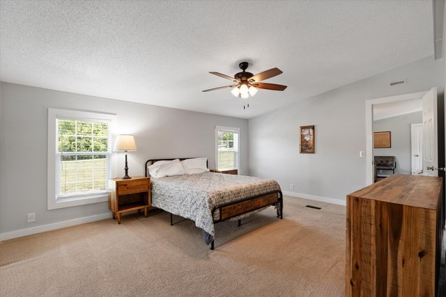 8011 Palmore Hollow Ln, Nolensville, TN 37135