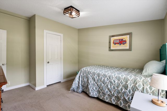 8011 Palmore Hollow Ln, Nolensville, TN 37135