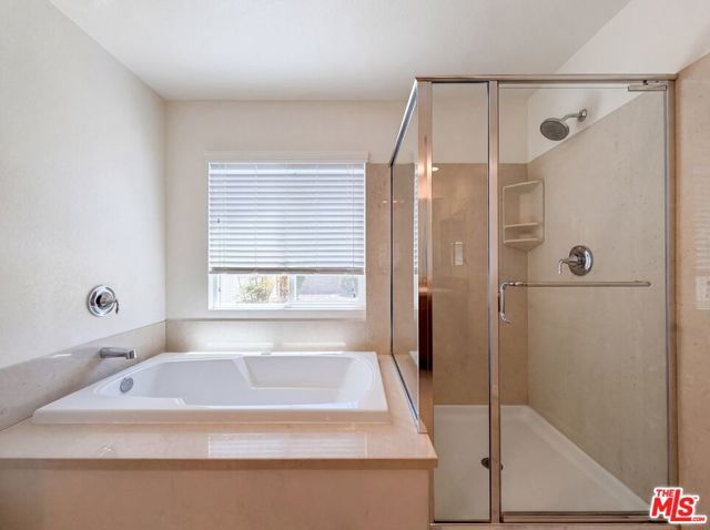 5654 W Forry Court, Lancaster, CA 93536