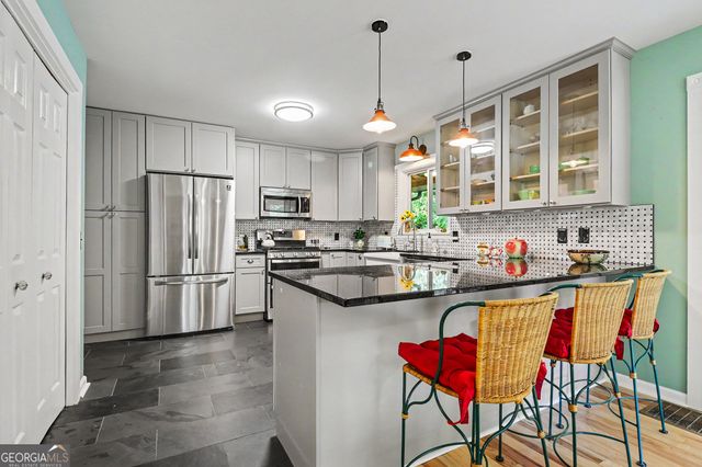 520 Chickasaw Lane, Rabun Gap, GA 30568
